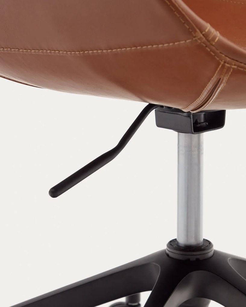 Otočná stolička tassina na kolieskach kožená hnedá MUZZA