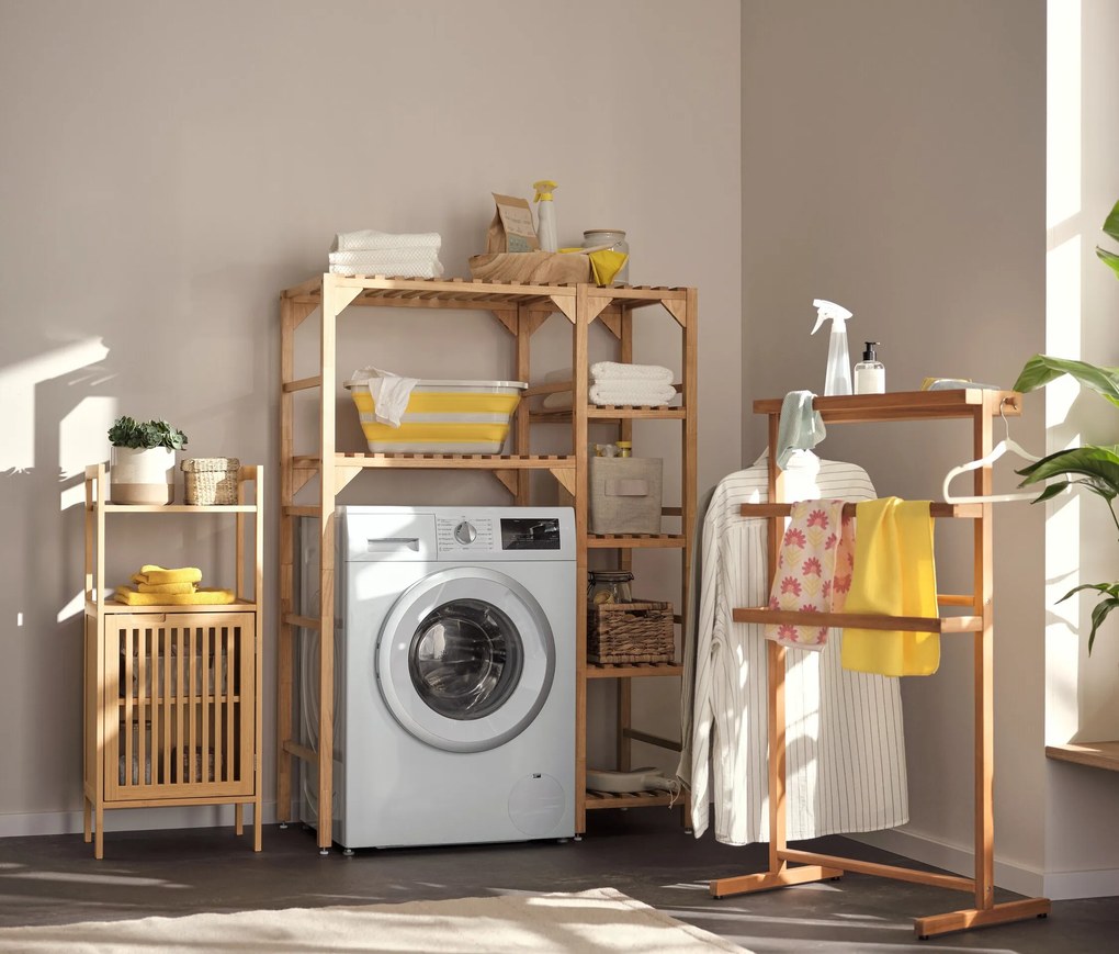 Regál s priestorom na pračku a  bočným prvkom