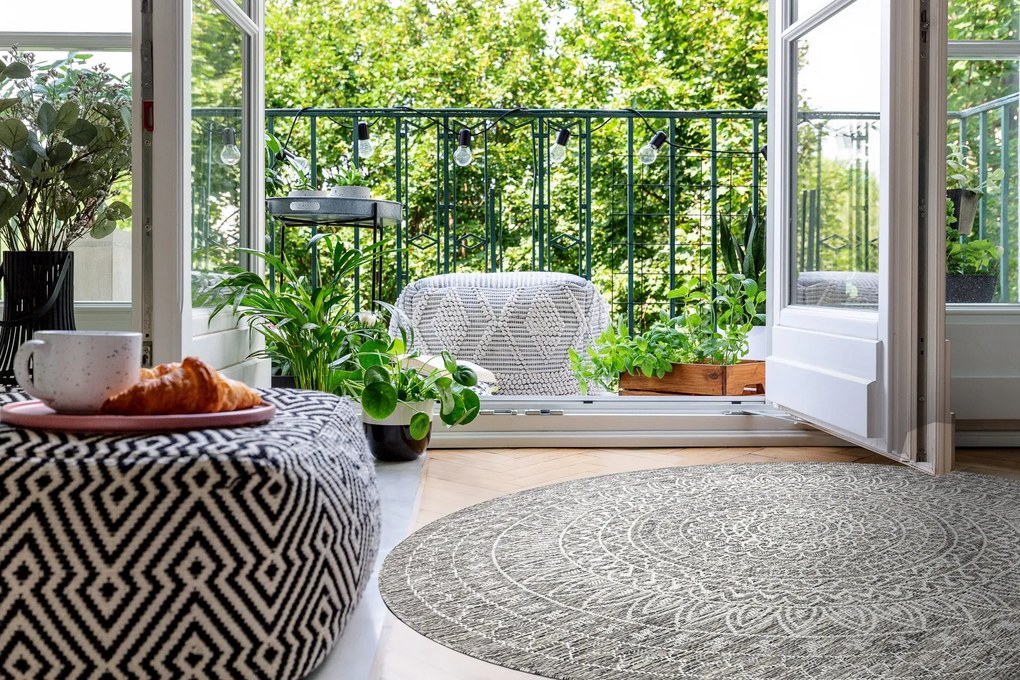 Šnúrkový okrúhly koberec SIZAL LOFT 21207 BOHO Mandala, slonovinová kosť - sivý