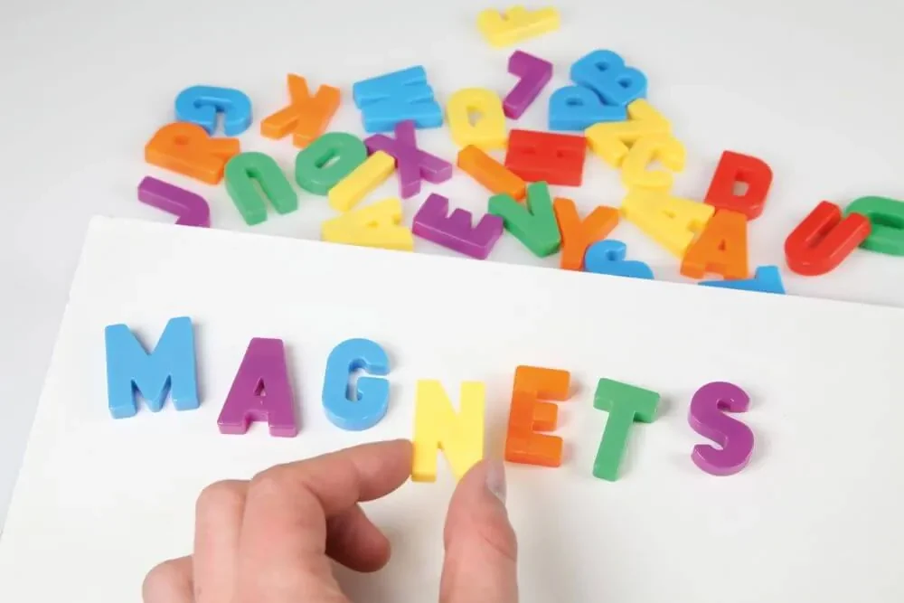Magnetické písmená veľké, 30 mm