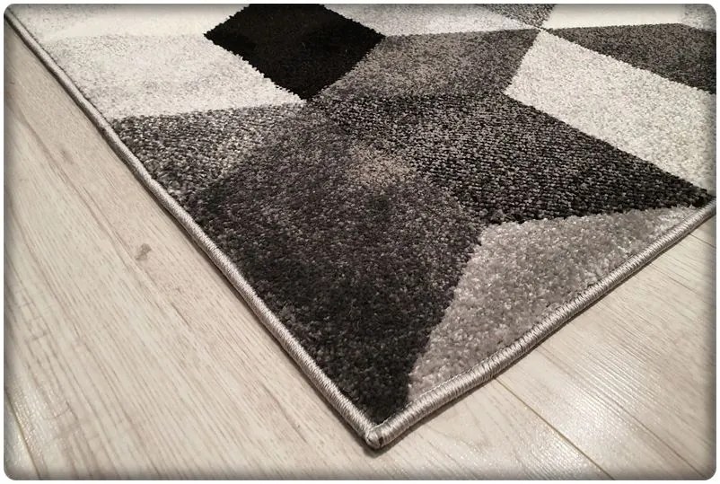 Dekorstudio Moderný koberec SUMATRA - Čierne kosoštvorce Rozmer koberca: 60x100cm