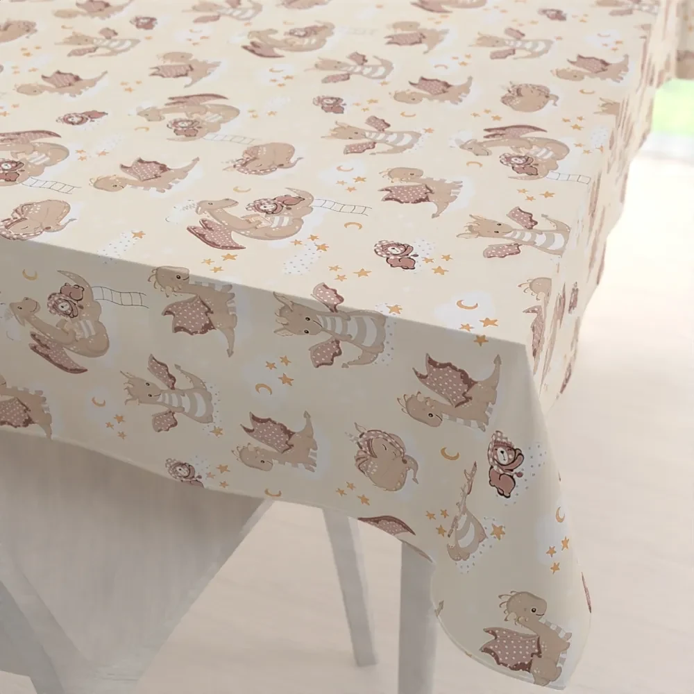 Biante Detský bavlnený obdĺžnikový obrus Sandra SA-467 Dráčikovia na žltobéžovom 80x120 cm