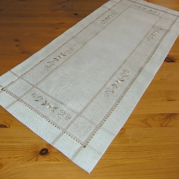 Ľanový obrus Béžový kvet 40x90 cm