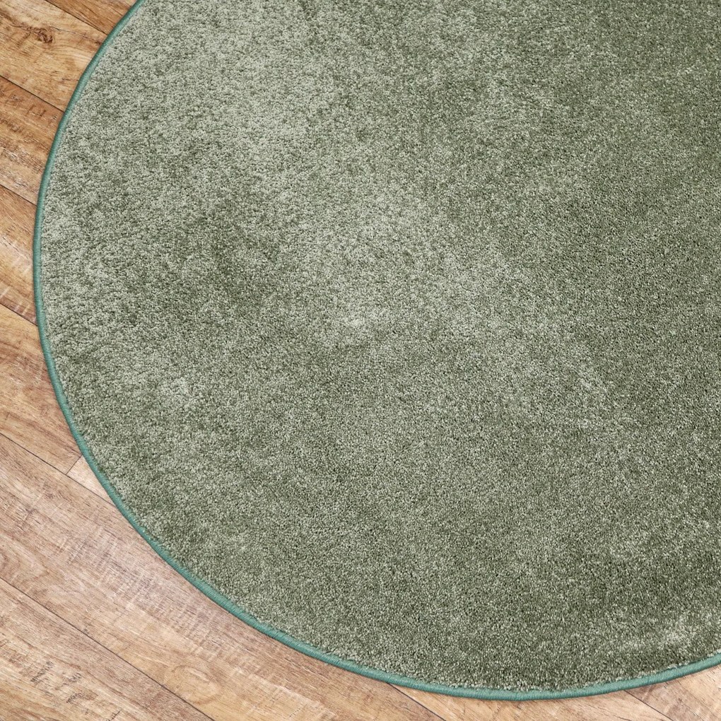 AladinWorld Expres, Kusový koberec Velur Ultra olivový kruh, 400x400 (priemer) kruh, zelená, obývacia izba