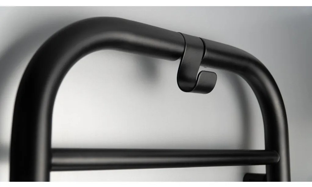 Deante Silia, kúpeľňový radiátor 500x1570 mm, 586W, čierna matná, DEA-AGI_NG51