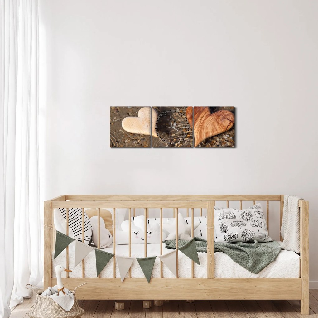 Obraz - Drevené srdiečka (s hodinami) (90x30 cm)