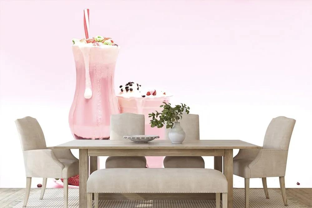 Fototapeta ružový milkshake s jahodami
