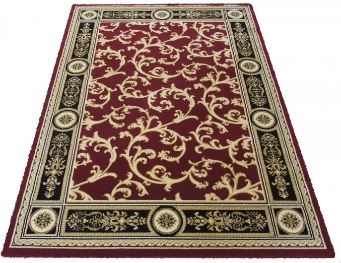 Kvalitný vintage koberec v červenej farbe