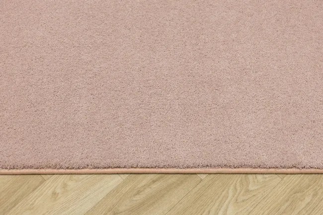 Koberec AMAZING 110 púdrovoružový