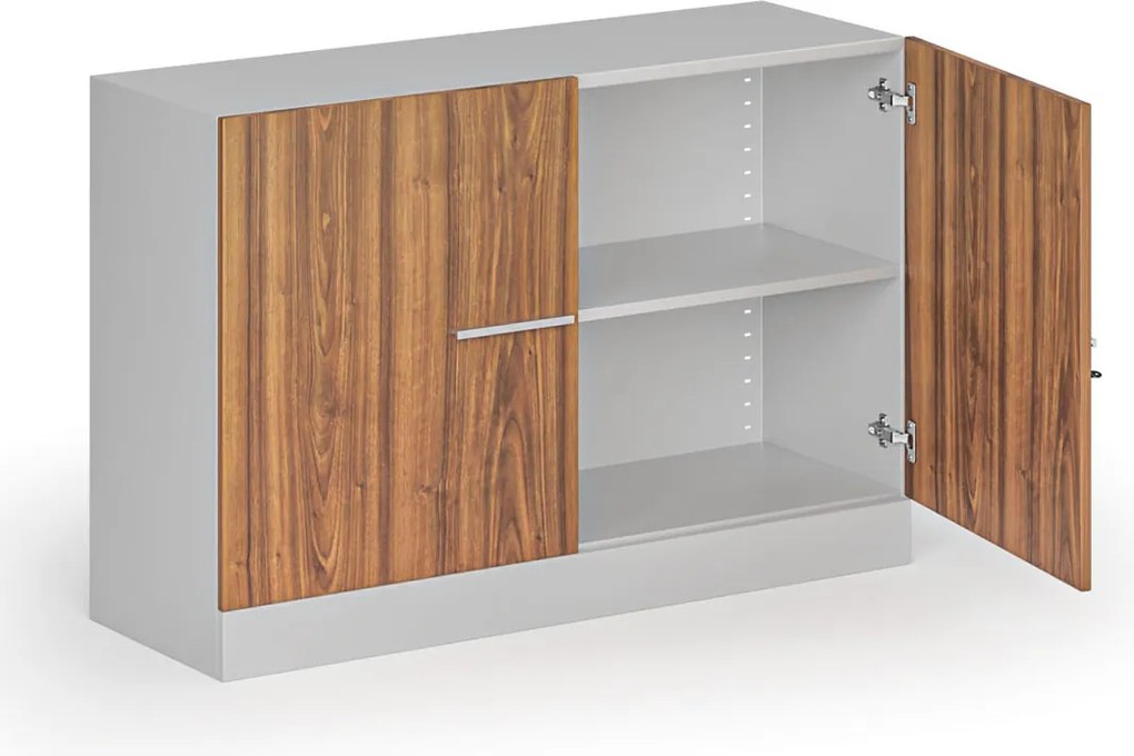 Kovová spisová skriňa s drevenými dverami, demontovaná, 800 x 1200 x 400 mm, orech