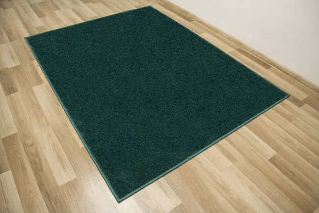 Koberec Sierra 40 fľaškovo zelený