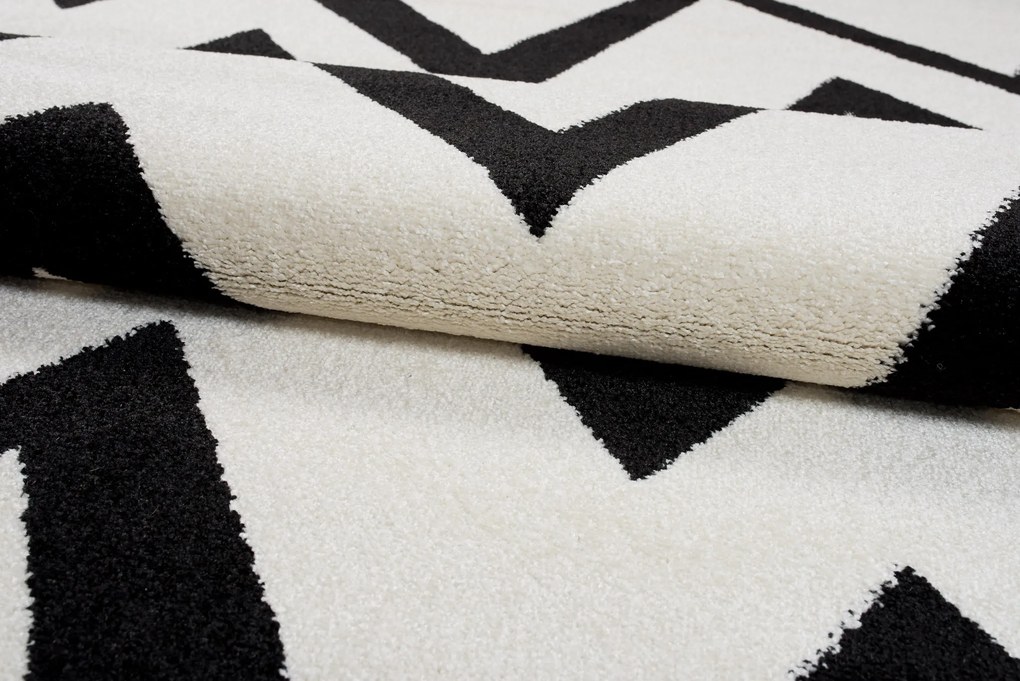 TA Koberec T422A BIELE MAROKO O0X