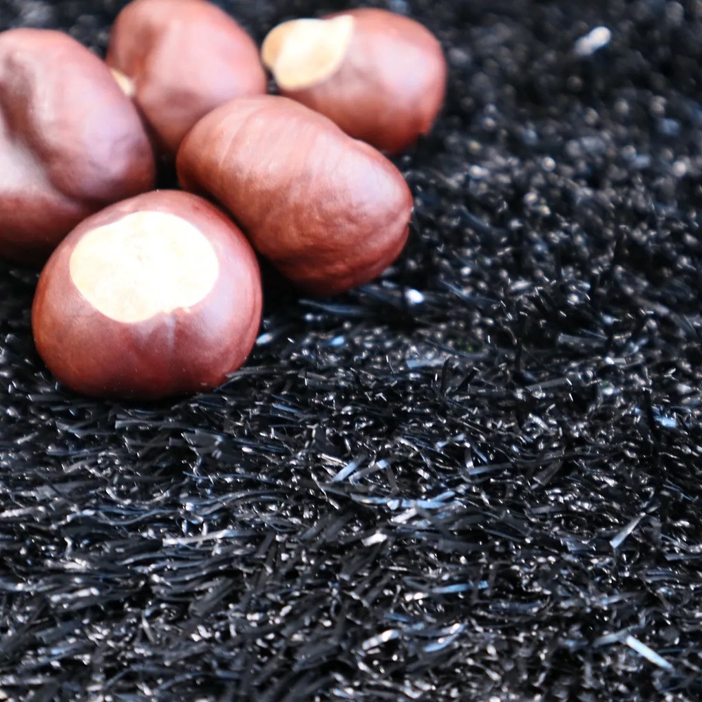 Europe Grass, Umelá tráva PartyGrass Black, na mieru, šíře 4m, čierna