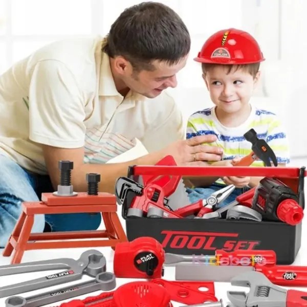 Box s náradím a vŕtačkou pre malých domácich majstrov