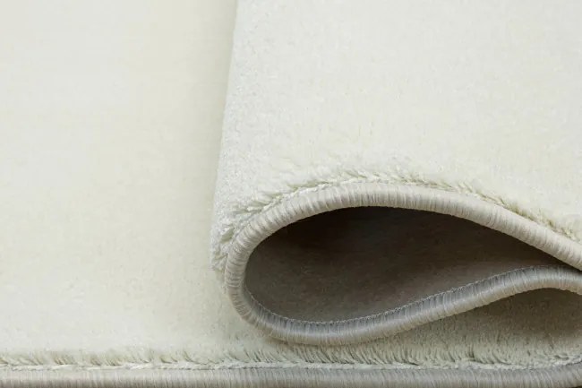 Metrážny koberec Lexus 169 krémový