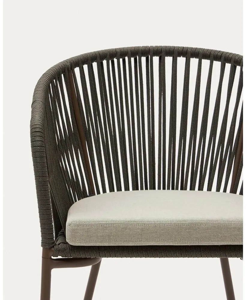 Zelená kovová/polstrovaná záhradná stolička Yanet – Kave Home