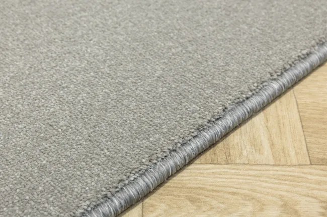 Metrážny koberec Cancun 279 sivý