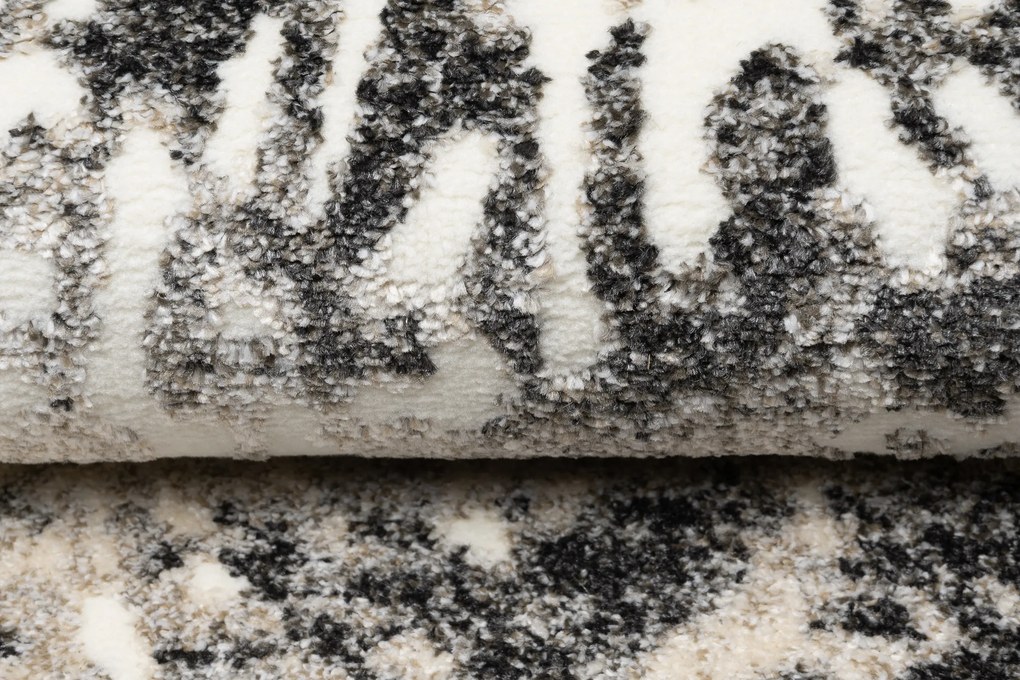 TA Koberec MU52A CREAM BREEZE FVI Rozmer: 120x170 cm