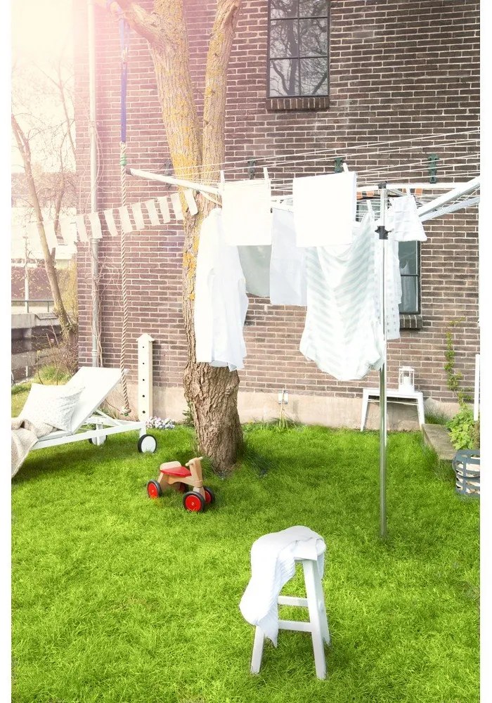 Vonkajší sušiak na bielizeň v striebornej farbe 40 m Essential – Brabantia