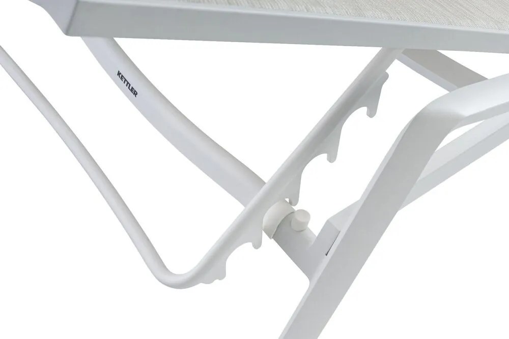 KETTLER DIAMOND hliníkové ležadlo s teakovými opierkami