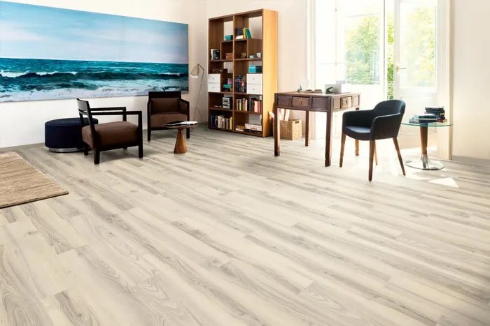 Egger Laminátová podlaha Floorclic 31 Universal F 85008 Dub Alberta polárna - Click podlaha so zámkami