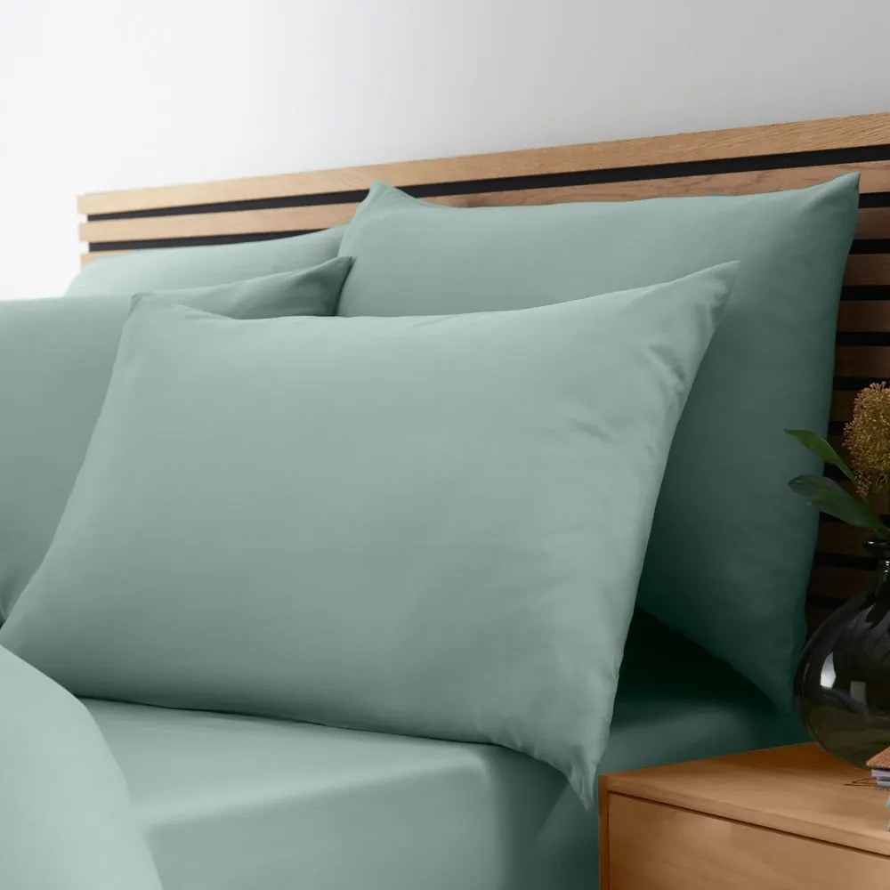 Zelené obliečky na dvojlôžko/predĺžené 230x220 cm So Soft Non–Iron – Catherine Lansfield