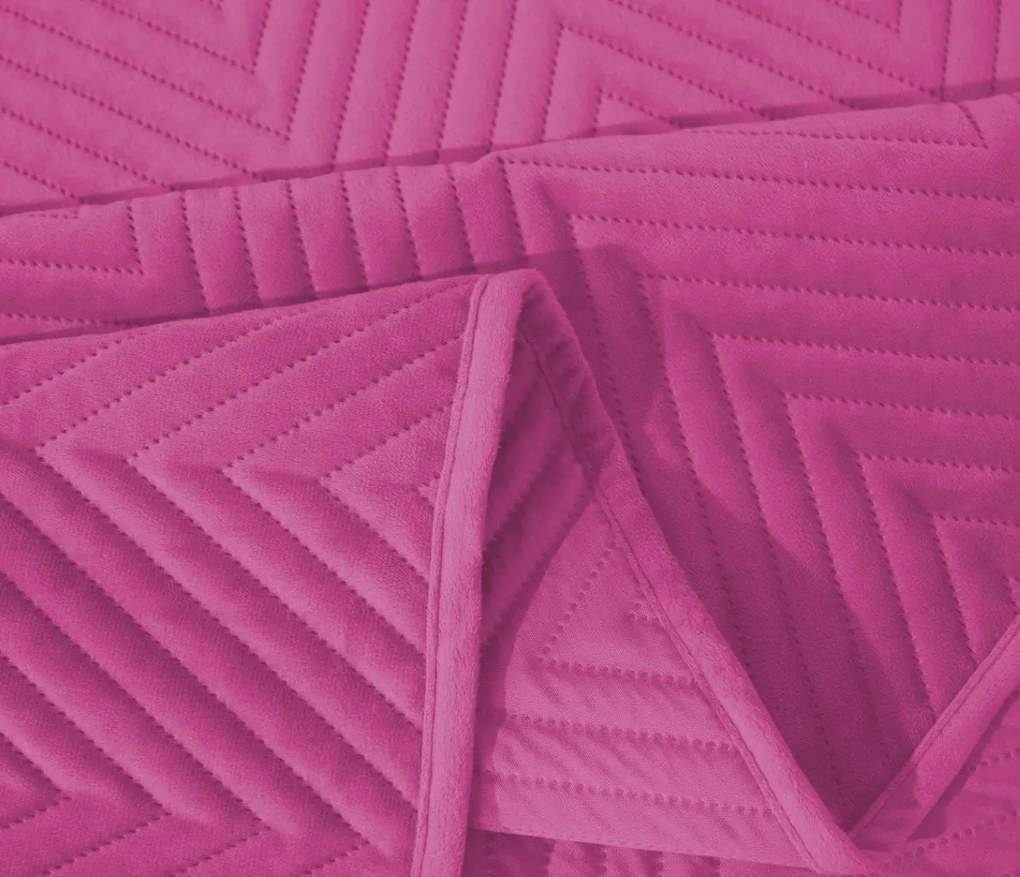 Fialový zametový prehoz na posteľ ARROW VELVET Rozmer: 200 x 220 cm