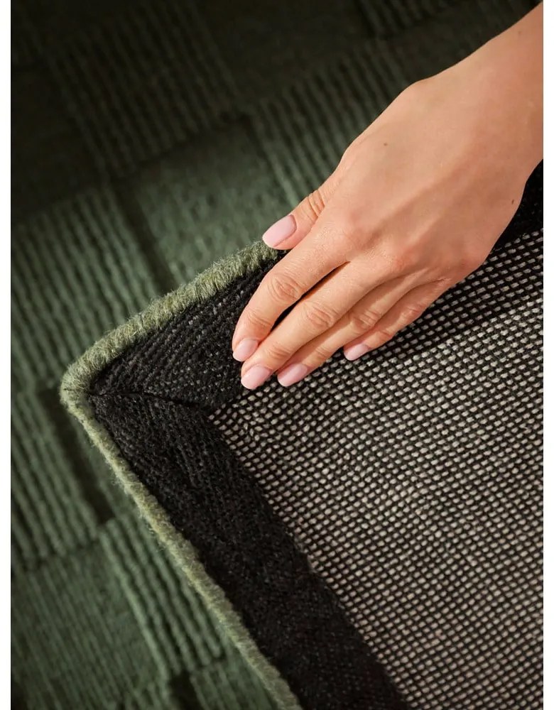 Tmavozelený ručne tkaný vlnený koberec 120x170 cm Scala – Villeroy&Boch