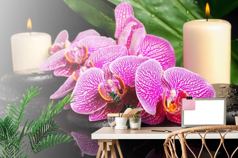 Samolepiaca tapeta kompozícia orchideí so sviečkami