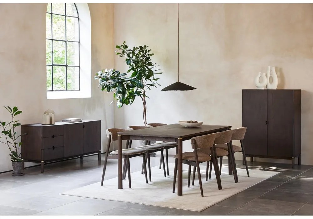 Tmavohnedá nízka komoda v dekore duba 160x73 cm Arun – Unique Furniture