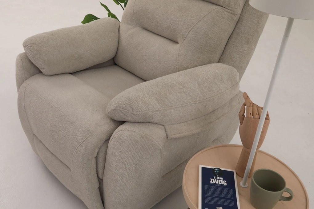 Polohovateľné kreslo Comforto M (krémová). Akcia -18%. Vlastná spoľahlivá doprava až k Vám domov. 1145374