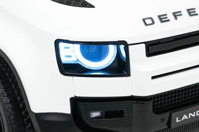 Elektrické autíčko Land Rover Defender biele