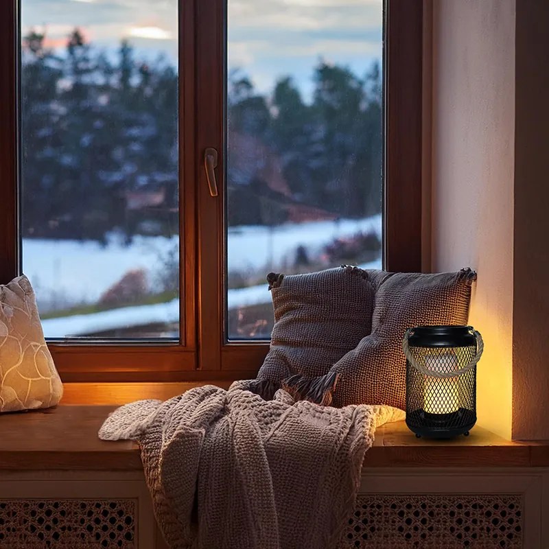 SOLIGHT Kovový lampáš s LED sviečkou, teplá biela, 3xAA, čierna, 20cm