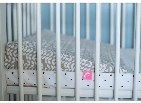 MOTHERHOOD - Vankúš klin 60x45 cm, 0-6 mes. hnedá