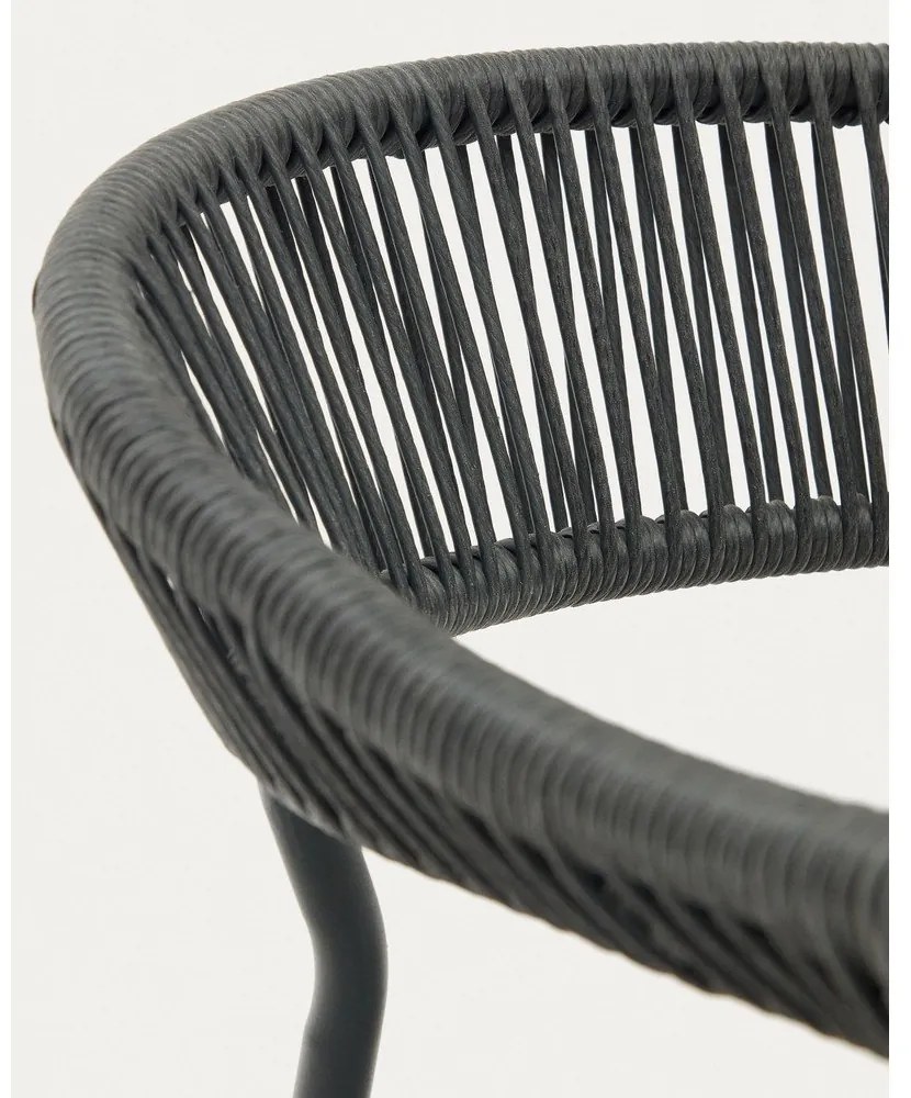 Sivé jedálenské stoličky z umelého ratanu v súprave 4 ks Futadera – Kave Home