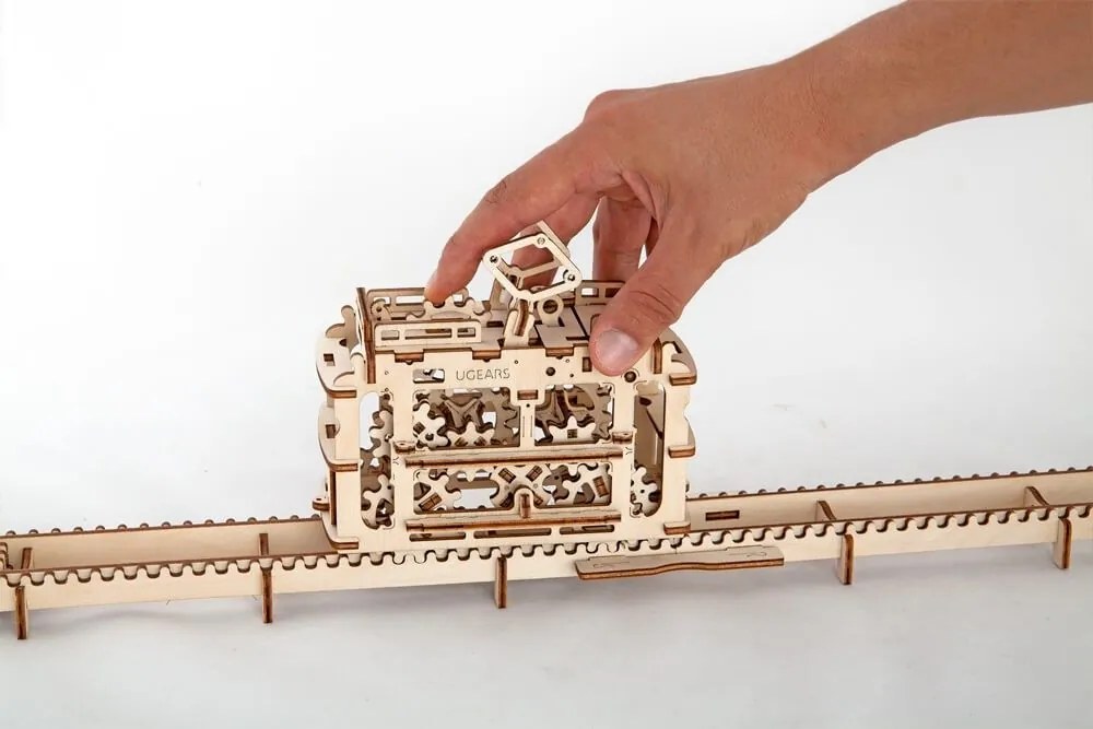 Ugears 3D puzzle Tramvaj s kolejemi 154 ks