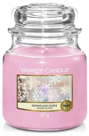 Yankee Candle - Classic vonná sviečka Snowflake Kisses 411 g