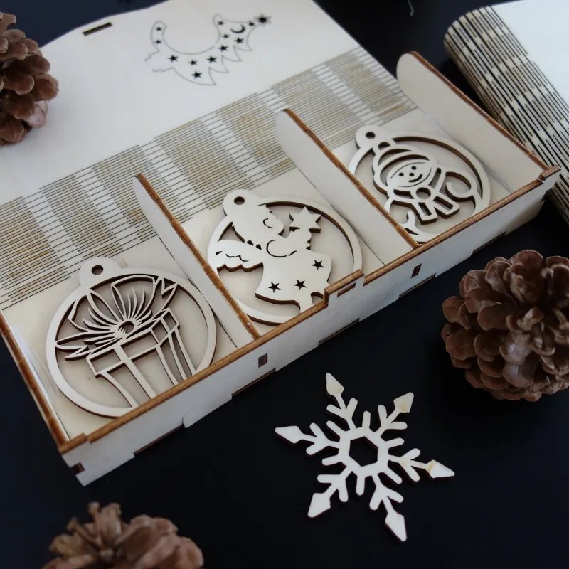 Vianočné ozdoby z dreva a plastu, Vianočné dekorácie drevené , drevené doplnky PR0097-57-55-56-HEU-