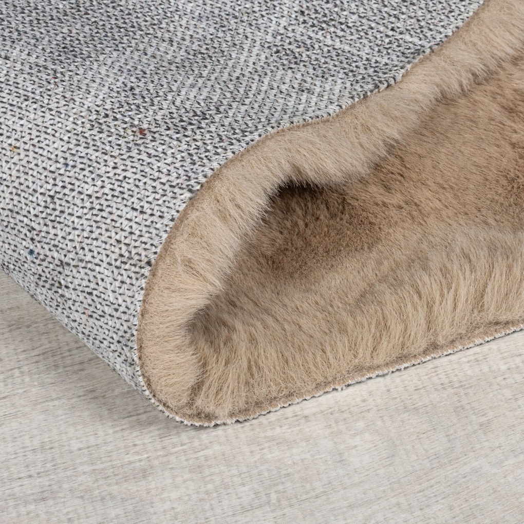 Flair Rugs, Kusový koberec Waffle Faux Fur Taupe, 180x290, hnedá, obývacia izba