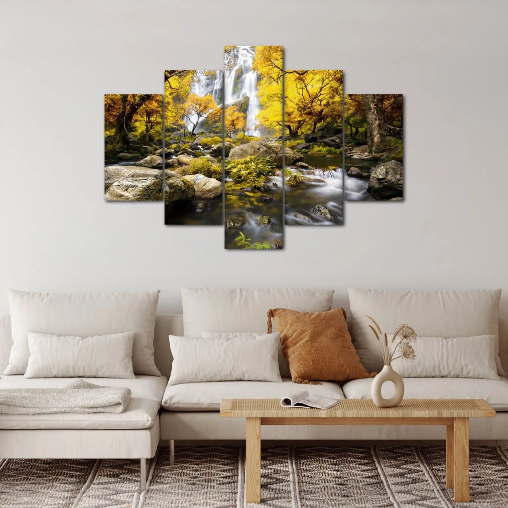 Obraz - Vodopády v jesennej krajine, žlté (150x105 cm)