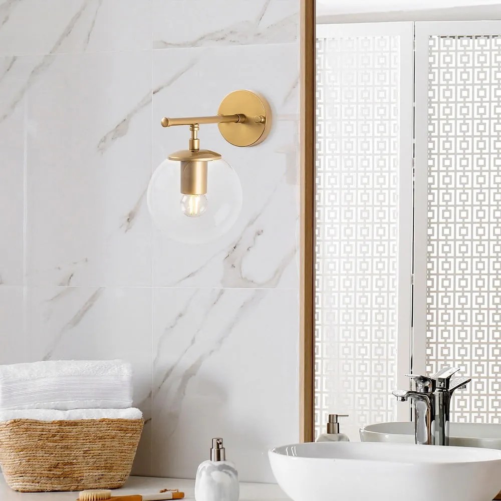 Nástenné svietidlo v mosadznej farbe Roe – Opviq lights