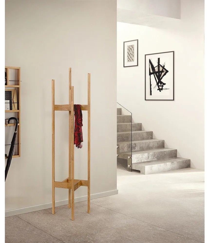 Stojan na kabáty z masívneho duba Woodman Hilbert