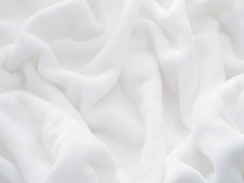 Deka mikroplyš 150 × 200 cm – Laura biela