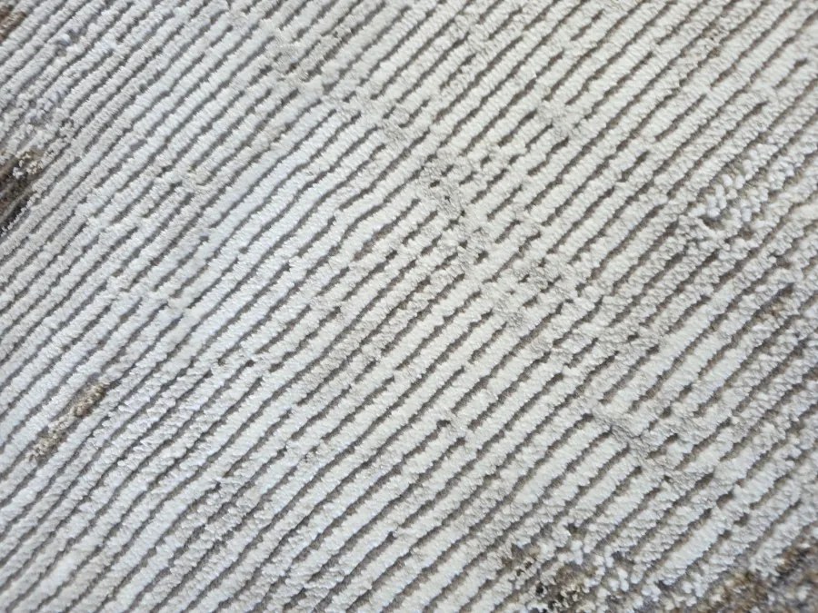 DC Koberec Exclusive 393 tmavá vizion zlatá Rozmer: 200×290 cm