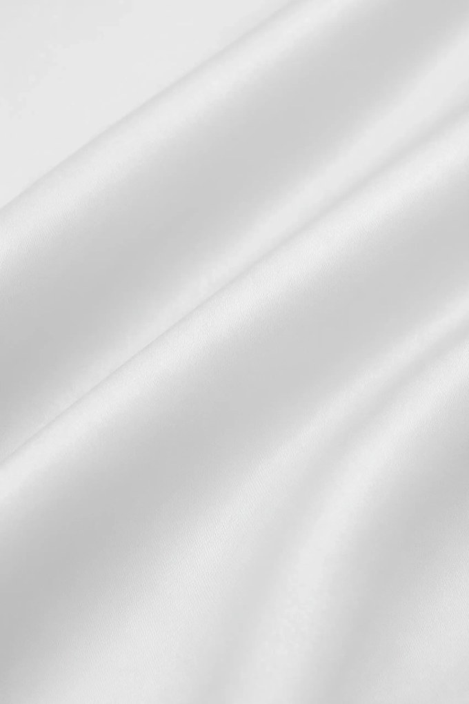 Saténová plachta CLARE biela Rozmer: 120x200x30 cm