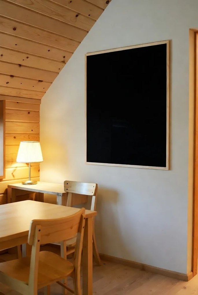 Toptabule.sk  Čierna magnetická tabuľa NATURE LINE v prírodnom drevenom ráme 120x90 cm