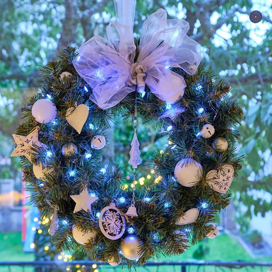 DECOLED Rolničky kovové bílé, 4 cm - 12ks/bal.