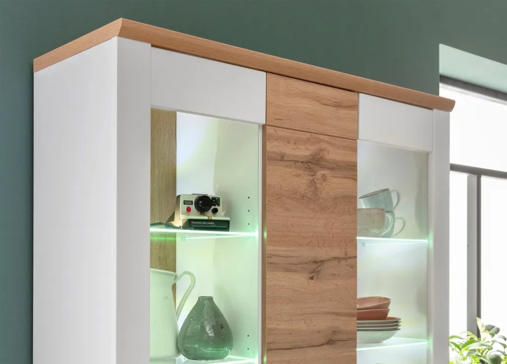 Široká vitrína s osvetlením Matera,starý dub/biela