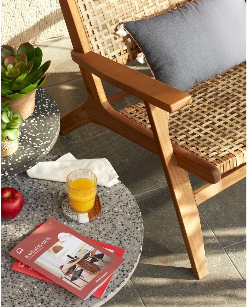 Sivý príručný stolík Kave Home Melano