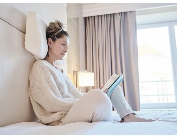 CONNECT IT CFH-6020-WH - Anatomický vankúš Taurus biely